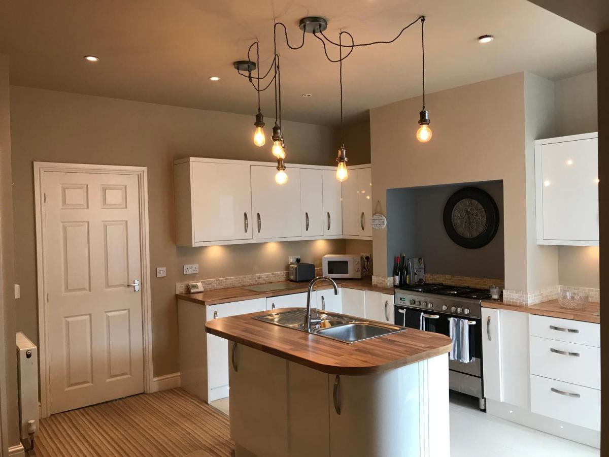 Cosy House Set In Historic Town Of Holiday home